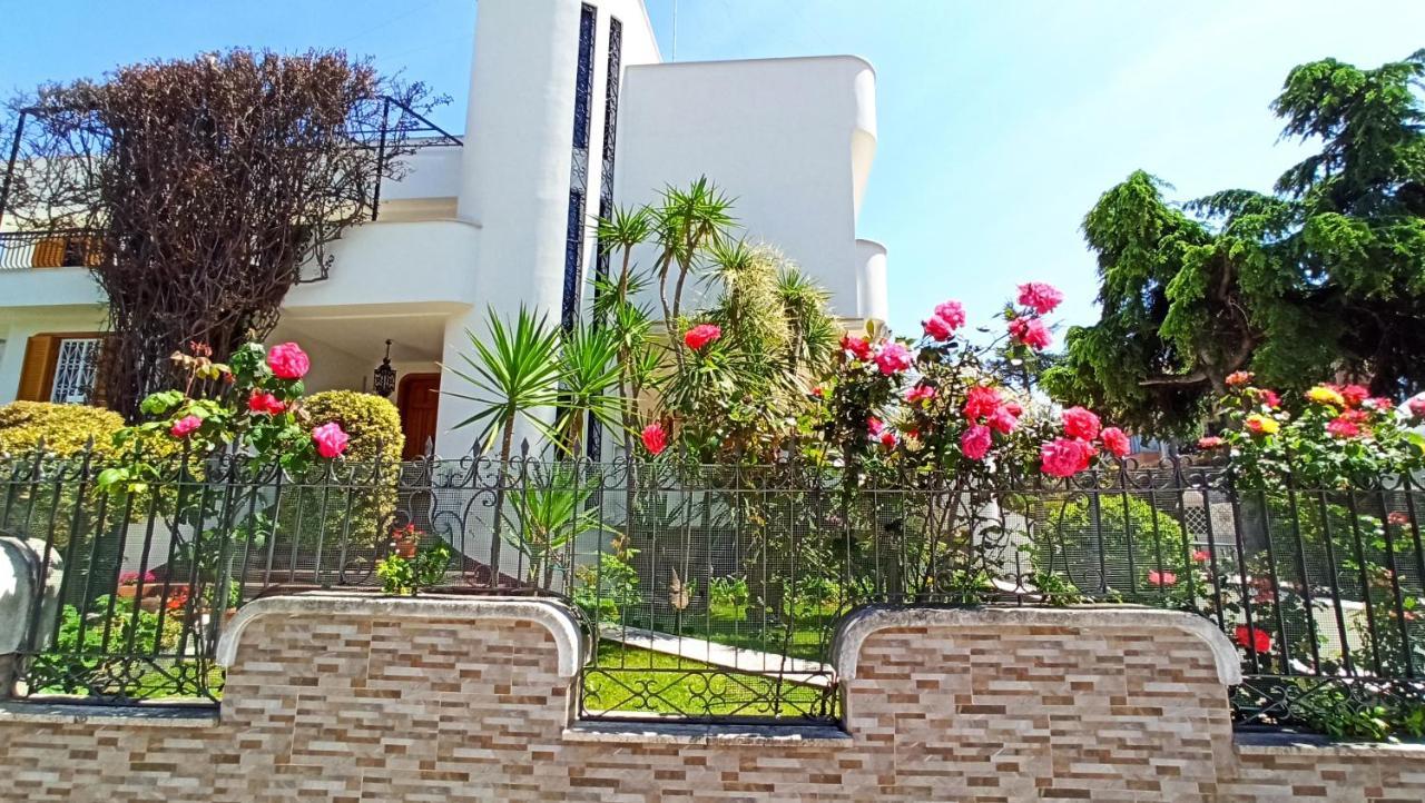 Villa Mary - Apartments Trani Eksteriør bilde