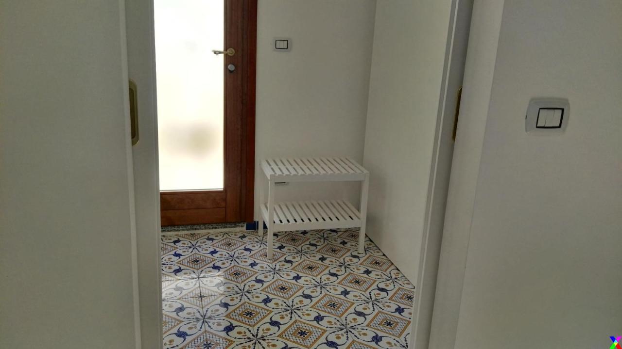 Villa Mary - Apartments Trani Eksteriør bilde